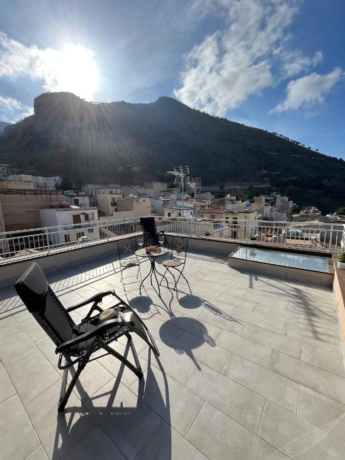 La Terrazza Sul Golfo Apartment Кастеламаре дел Голфо Екстериор снимка